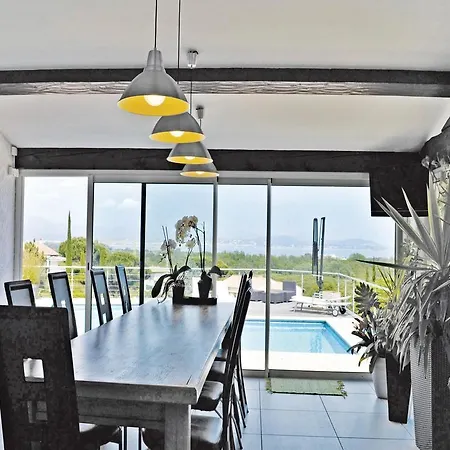 Holiday Ya-1467 Vakantiehuis